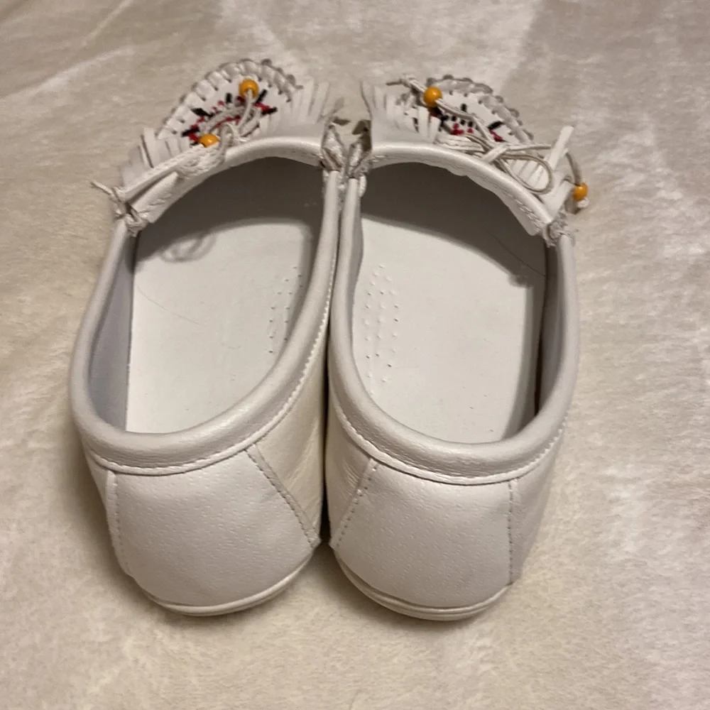 White leather Moccasins - Picture 2 of 4